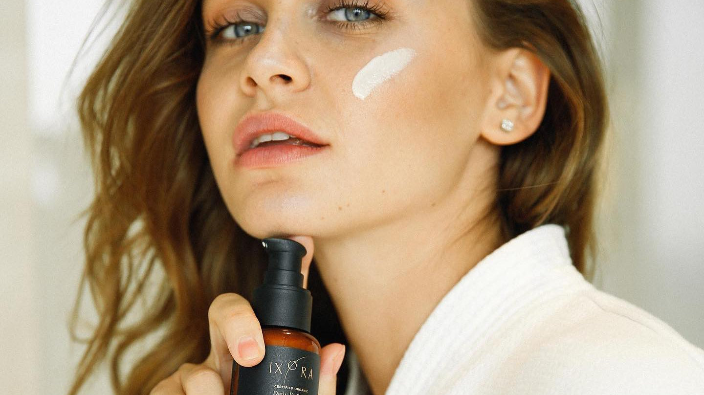 Beyond Beauty: How Natural Skincare Nurtures Your Skin and the Environment