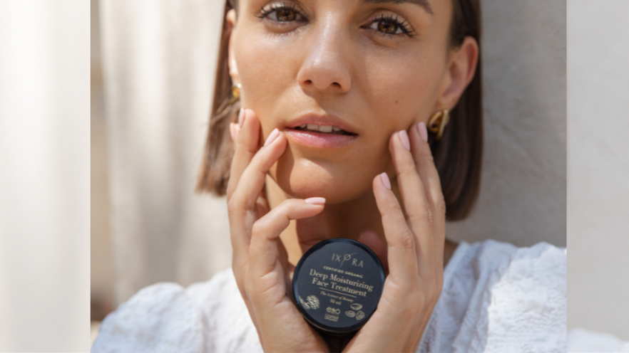 Deep Moisturizing Face Treatment: A Magical Elixir for Nourished and Hydrated Skin