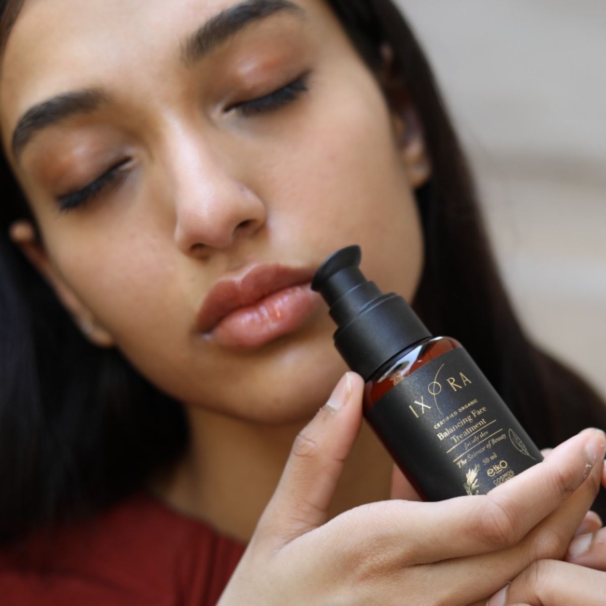 Balancing Face Treatment & Moisturizer Ixora Organic Beauty