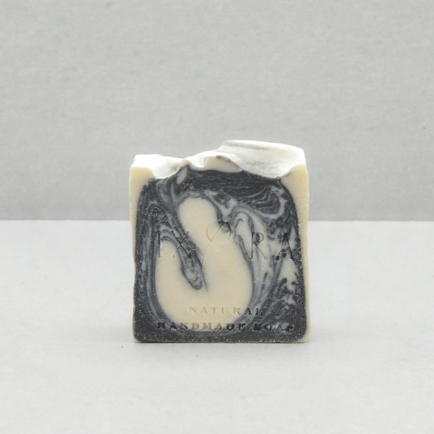 Ixora Carbon Shine Soap: Detoxify, Moisturize, and Refresh Your Skin with Activated Carbon Ixora Organic Beauty